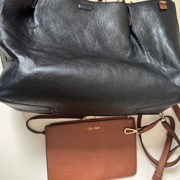 Calvin Klein Reversible Tote Bag in Navy/Tan - Picture 3 of 4